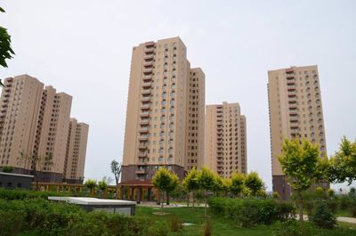 如何查詢(xún)房地產(chǎn)經(jīng)紀(jì)人員的從業(yè)資質(zhì)？